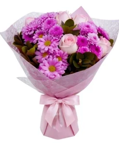 Buquê De Flores Em Tons Rosados